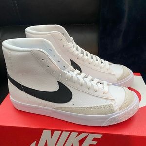 BRAND NEW/NEVER WORN Nike Blazer
